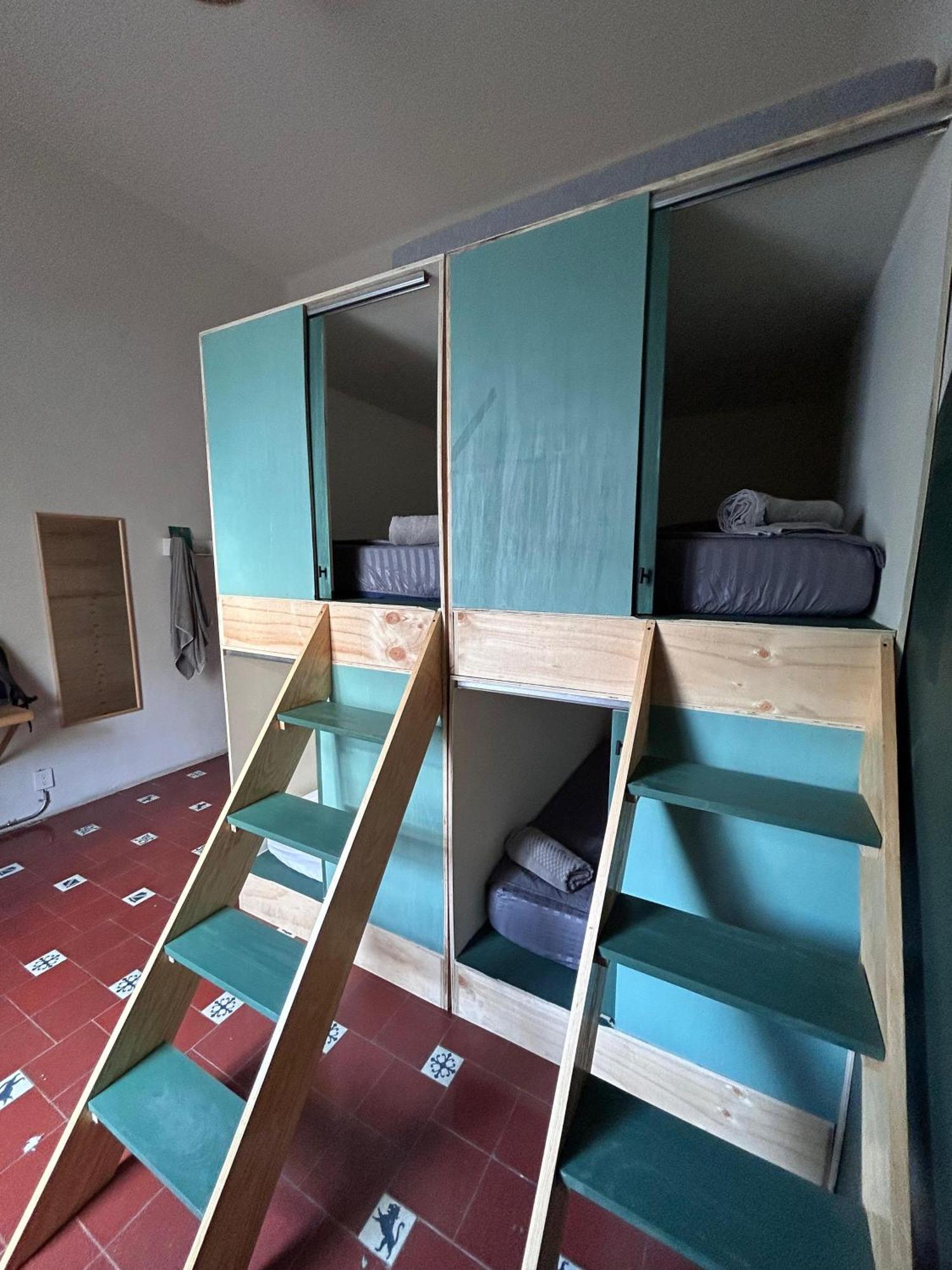 הוסטל גואדלחארה Coliving Chingon מראה חיצוני תמונה