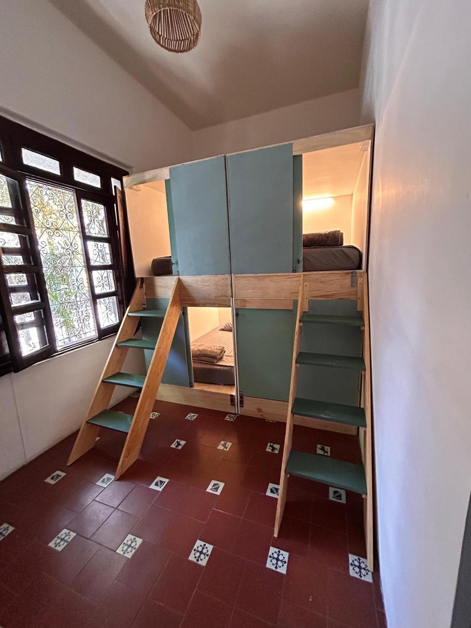הוסטל גואדלחארה Coliving Chingon מראה חיצוני תמונה