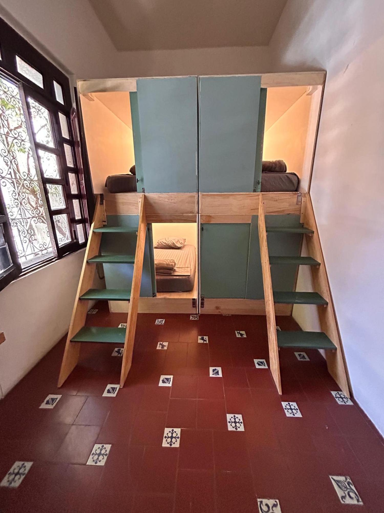 הוסטל גואדלחארה Coliving Chingon מראה חיצוני תמונה